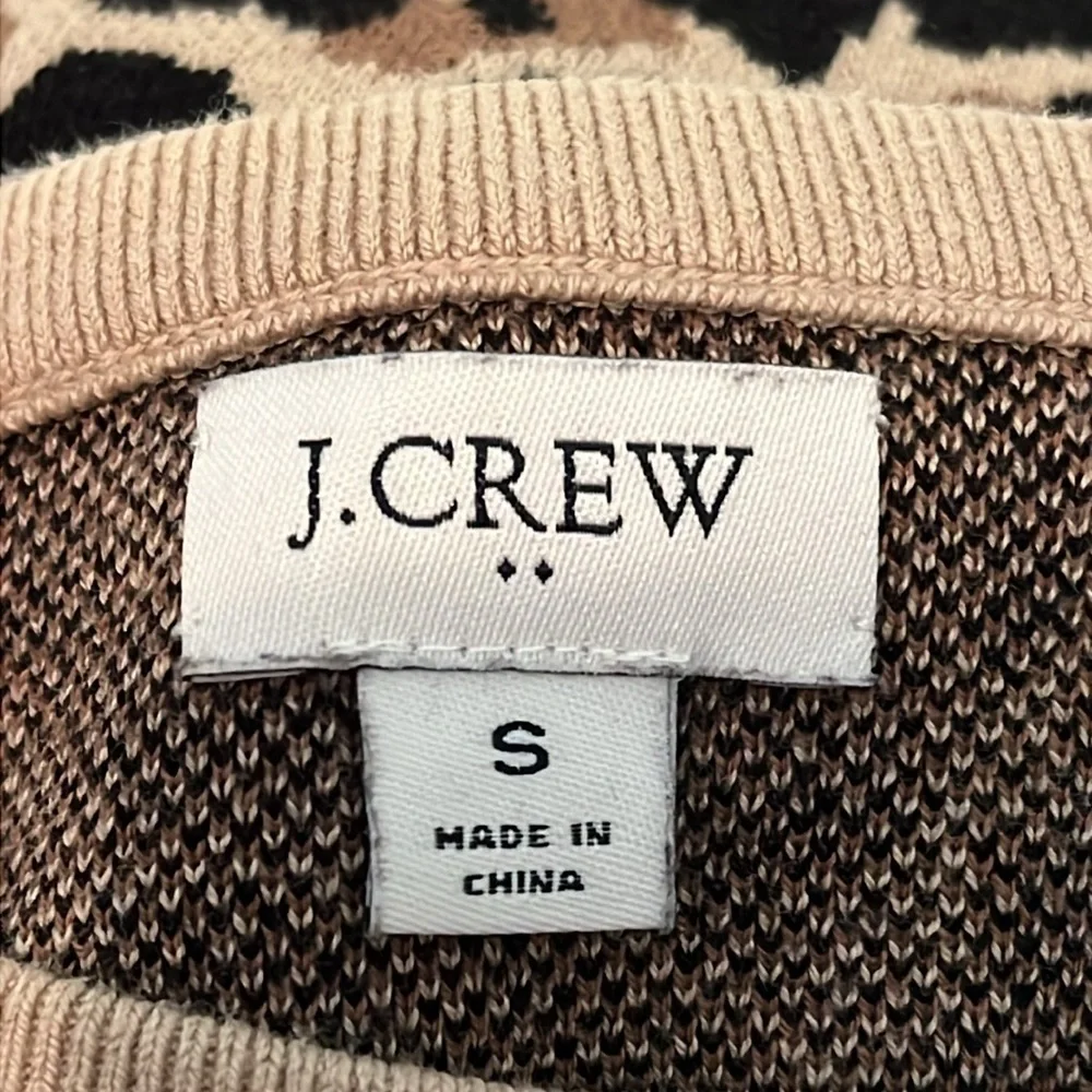 J.Crew short sleeve crew neck sweater blouse all over animal print, tan/brown